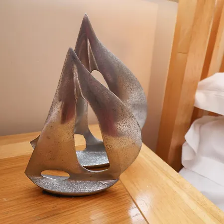 Cadliam ウィットビー